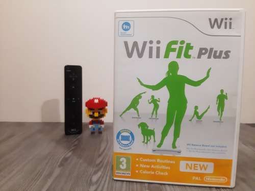 Wii Fit Plus (Nintendo Wii)