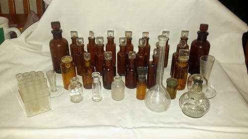 Vintage bottles and lab equipment (one bid takes all)