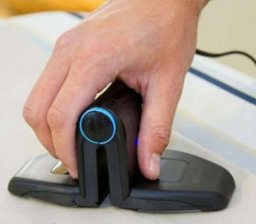 Compact Electrical Touch-Up - Travel Iron - No Water Needed!