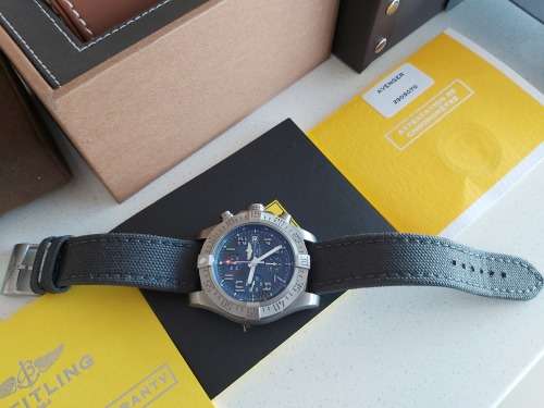 Breitling Avenger Chronograph Bandit in titanium 2019 LNIB full set full warranty