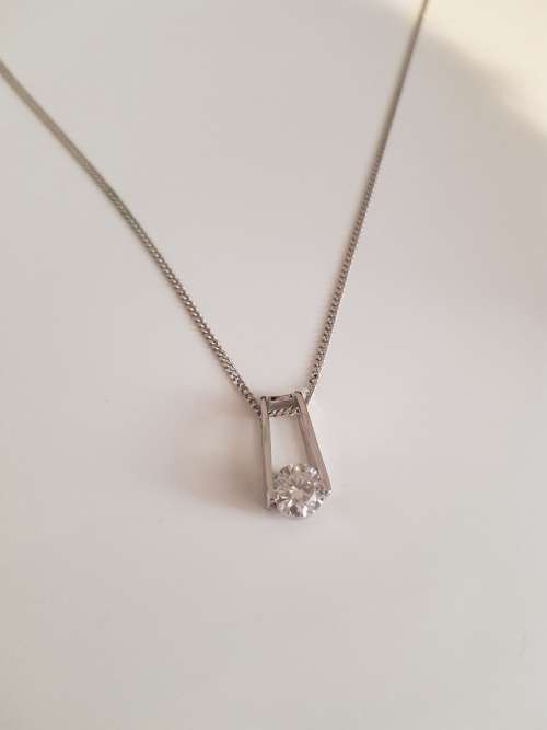 1.00ct Shimansky Millenium Diamond Pendant set in 18k white gold. Certified Colour G VS1