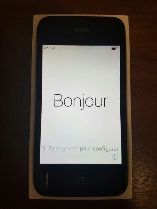 iPHONE 4S 8GB