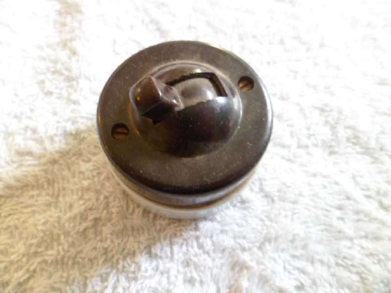 Old Bakelite on-off Switch