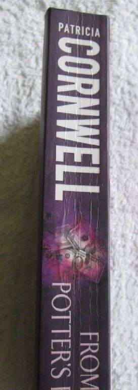 From Potter's Field - Patricia Cornwell