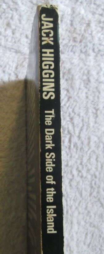 The Dark Side of the Island - Jack Higgins