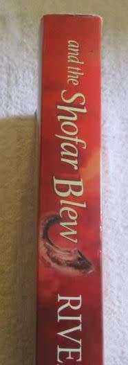 and the Shofar Blew - Francine Rivers - Large Paperback