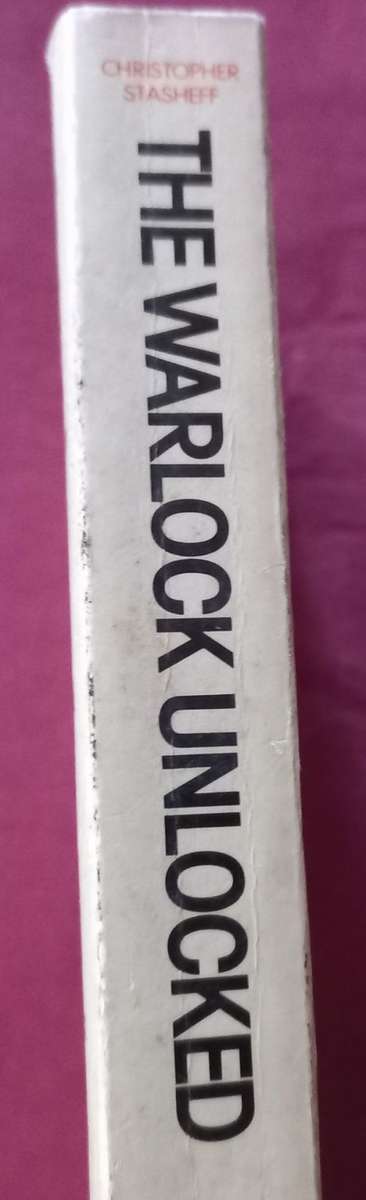 The Warlock Unlocked - Christopher Stasheff  - Softcover - Fantasy