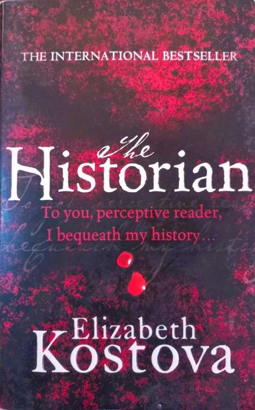 The Historian - Elizabeth Kostova - Softcover - 734 Pages