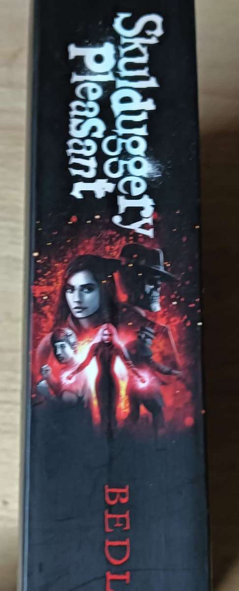 Skulduggery Pleasant - Bedlam - Derek Landy - Large Softcover - 584 pages