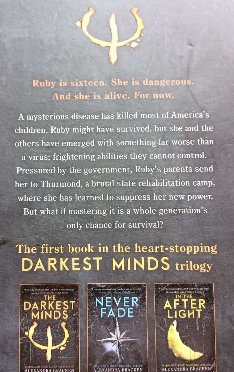 The Darkest Minds - Alexandra Bracken - Softcover - 389 pages