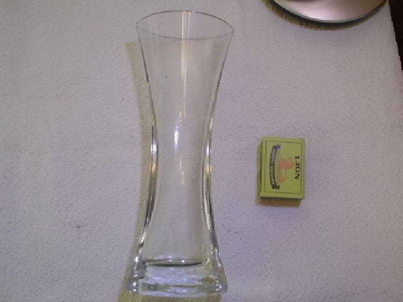 Glass vase with heavy base