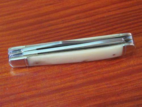 Rough Rider trapper pocket knife with smooth bone handle