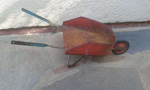VINTAGE KIDS WHEELBARROW
