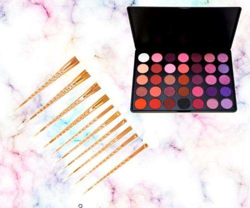 Unicorn Dreams - Eyeshadow and Brushes