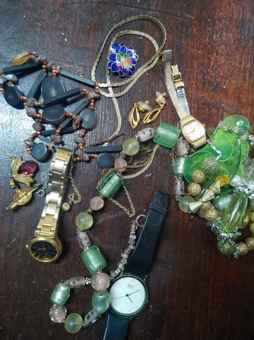 3 Rd combo set jewlery  must go at bargain