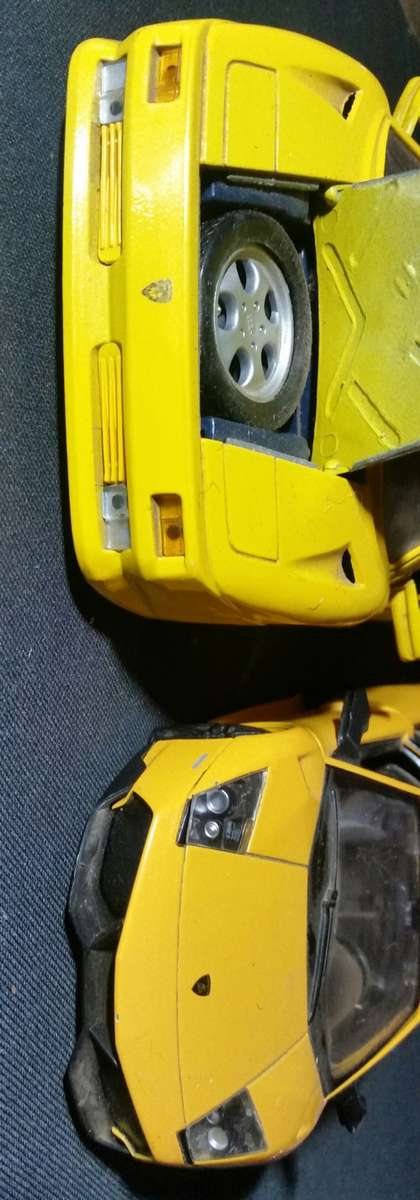 Lamborghini 1/18-1/32 Maisto Model Cars.