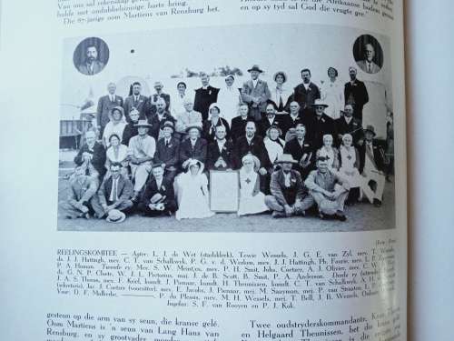 Gedenkboek van die Ossewaens op die Pad van Suid-Afrika Eeufees 1838-1939. H/B. 1940.