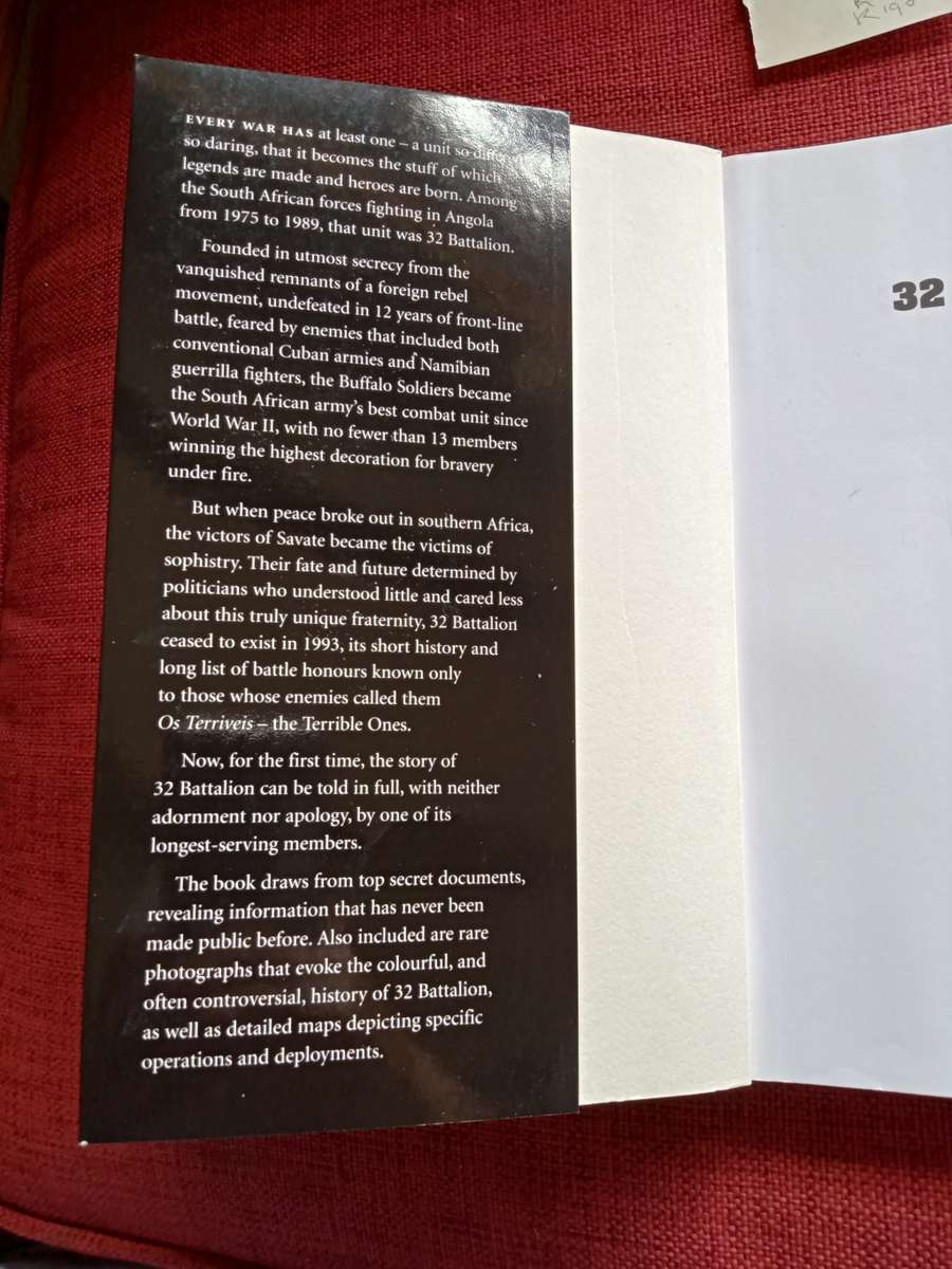 32 Battalion by Piet Nortje. Reprint 2011. Softcover. 315 pp.