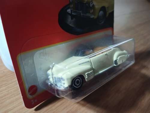 Matchbox 1941 Cadillac series 62 convertible coupe