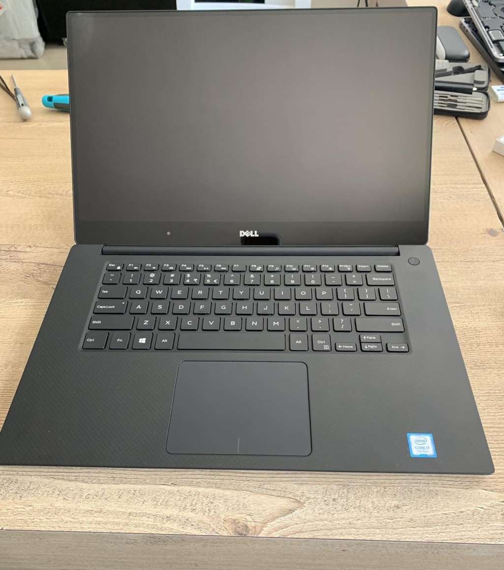 Dell Precison 5520 i7 Gen 6 refurb laptop