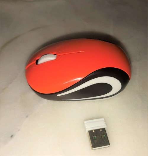 Small 2.4GHz Wireless Cordless Optical Mouse USB Receiver for PC Laptop