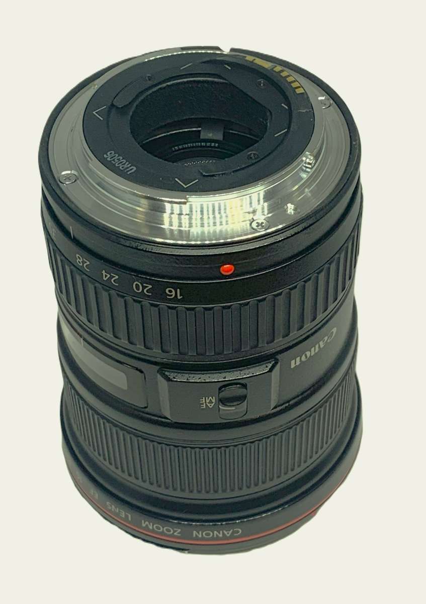 Canon EF 16-35mm f/2.8 L USM Full Frame zoom lens