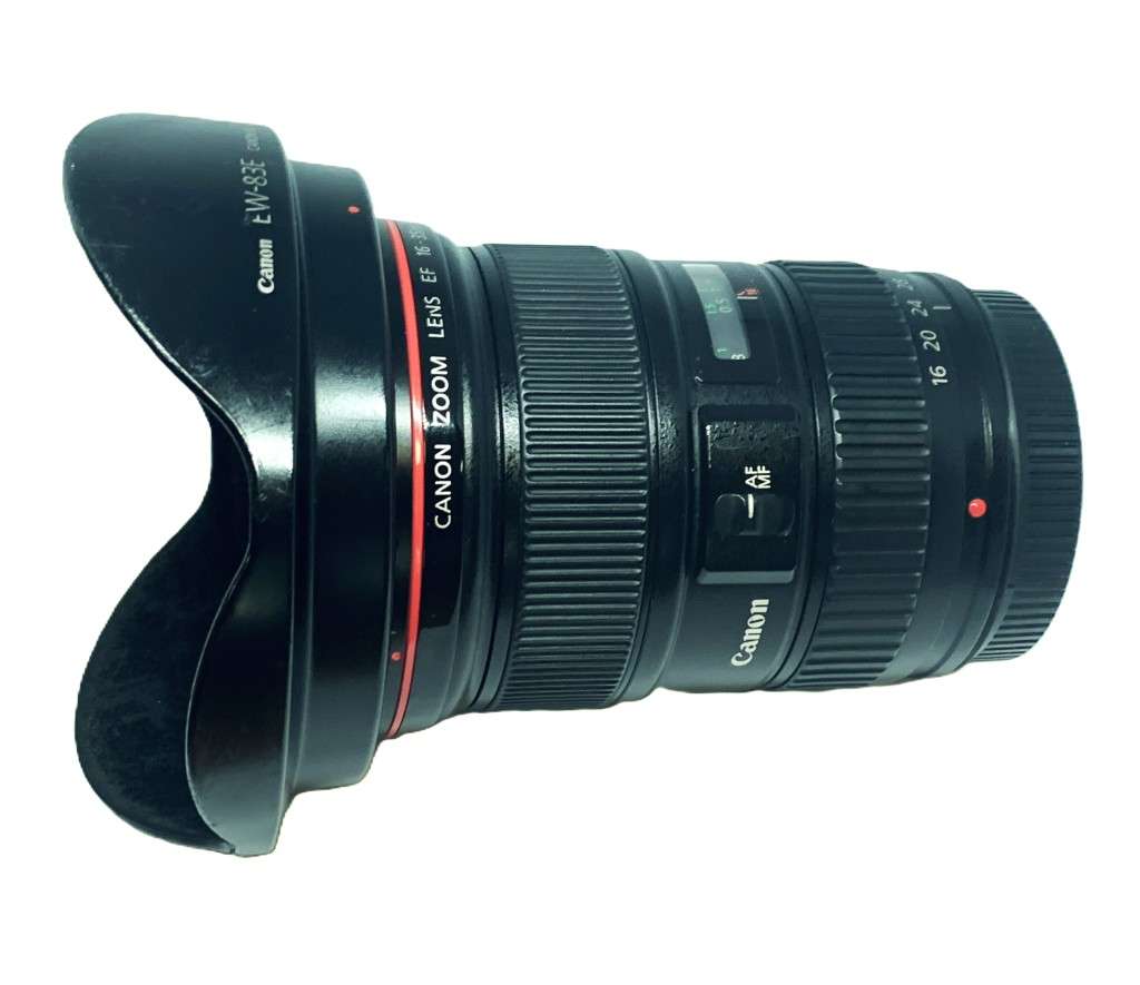 Canon EF 16-35mm f/2.8 L USM Full Frame zoom lens
