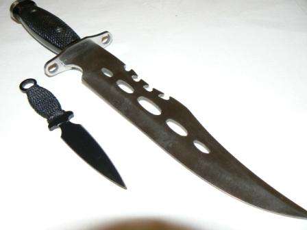 Falcon (SILVER) Hunting Knife with Throw Knife (Limited Edition)