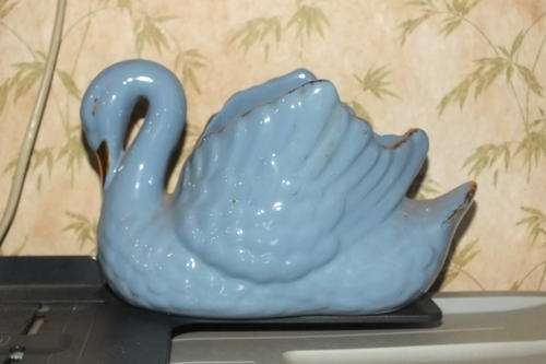 Blue Gold rimmed Swan Planter