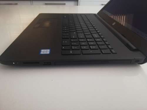 HP Laptop Intel Core i3 6006U CPU @2Ghz