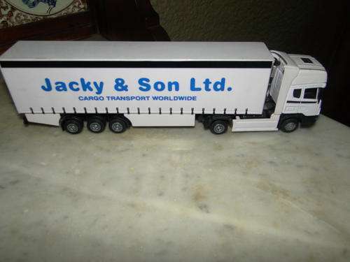 Cargo truck _ Scania