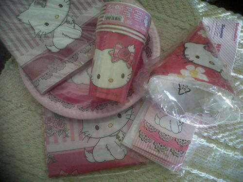 HELLO KITTY PARTYPACK SHIPPING R40