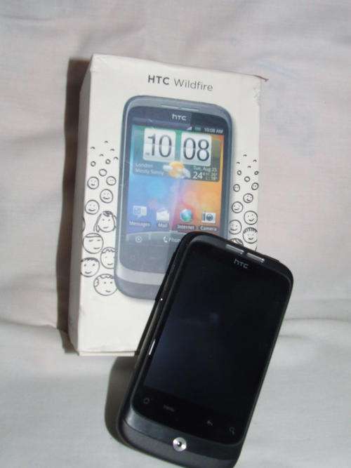 HTC Wildfire G8
