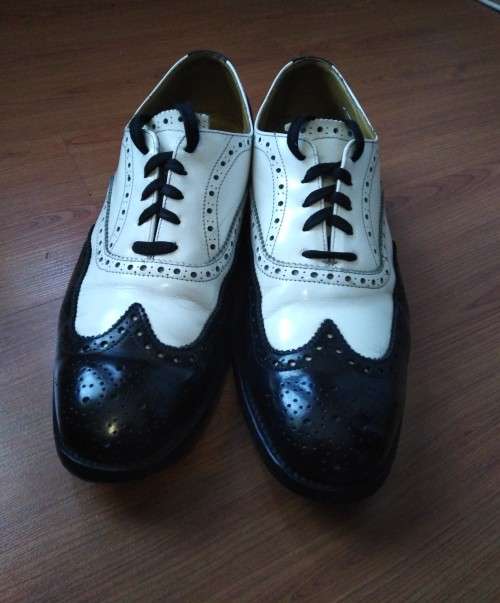 CROCKETT & JONES formal leather shoes in good condition. Size 11