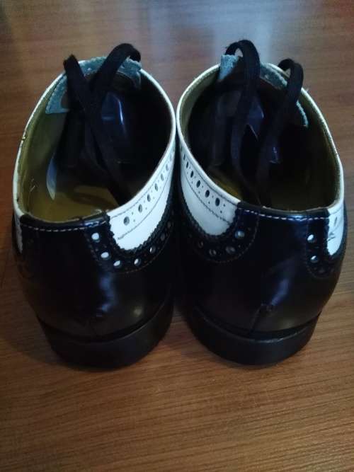 CROCKETT & JONES formal leather shoes in good condition. Size 11