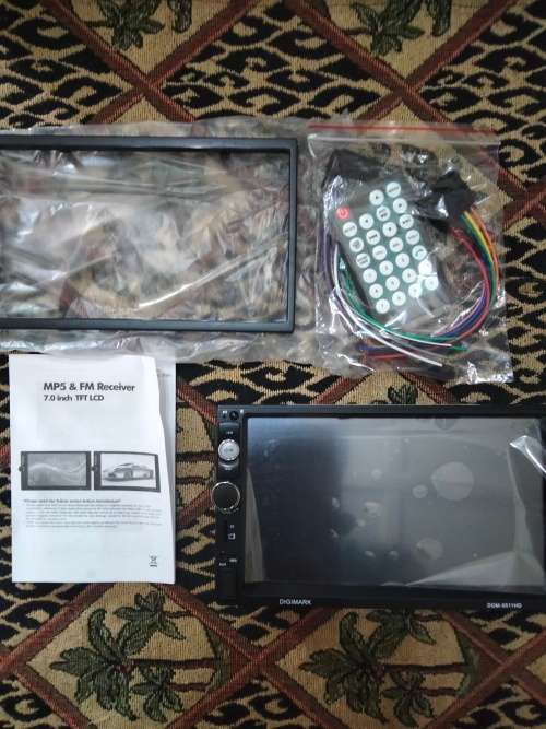 7`Touch screen car radio