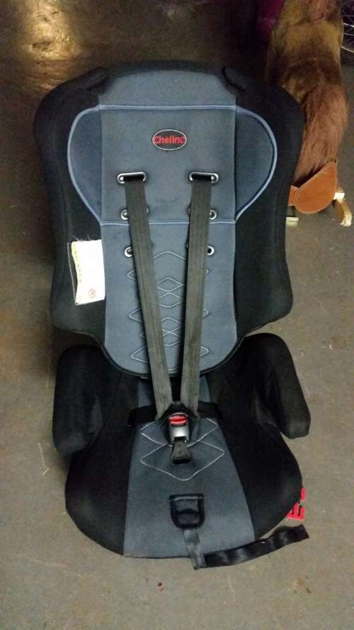 Chelino Phantom Booster Car Seat (9-36kg)