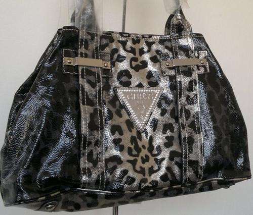***100% A U T H E N T I C ***  Guess Handbag