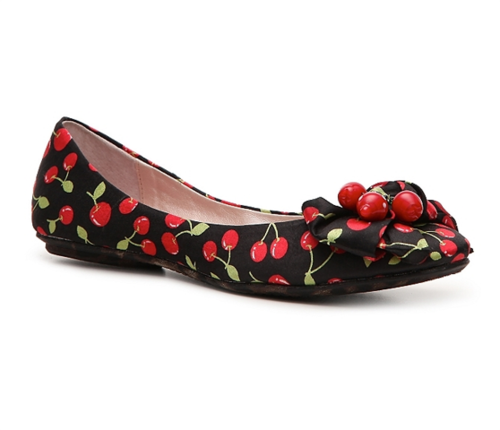 Betsey Johnson Sakey Size 6/8