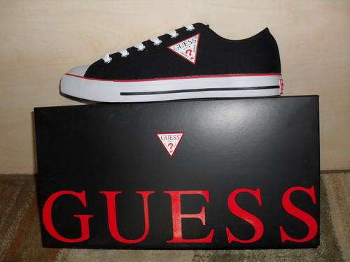 ***100% A U T H E N T I C *** Guess Sneakers Size 8/9/10/11/12