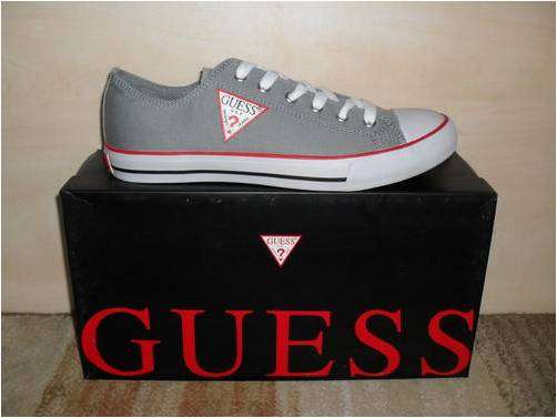 ***100% A U T H E N T I C *** Guess Sneakers Size 10