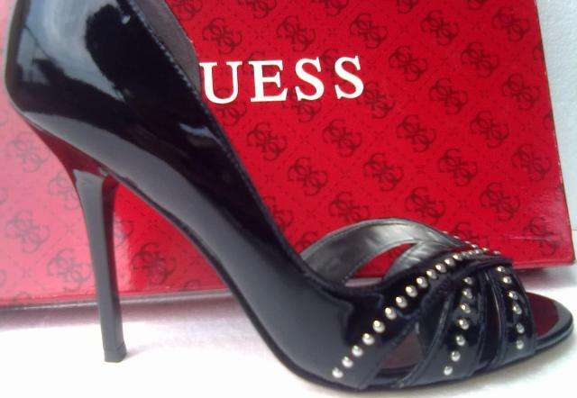 100% Authentic Guess Sandal Size 7