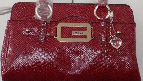 ***100% A U T H E N T I C ***  Guess Handbag
