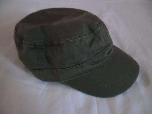ARMY STYLE BILLABONG CAP, LIKE NEW! REDUCED BY R50.00!