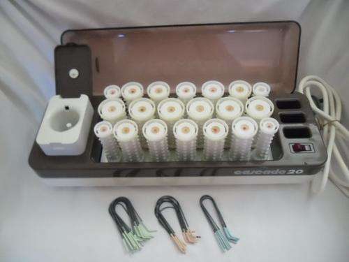 CARMEN CASCADE 20 ELECTRIC HEATED HOT CURLERS ROLLERS WITH PINS 100 HYGIENICALLY CLEAN ALMOST NEW