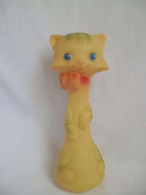 VINTAGE VINYL RUBBER CAT BY EDWARD MOBLEY 1959