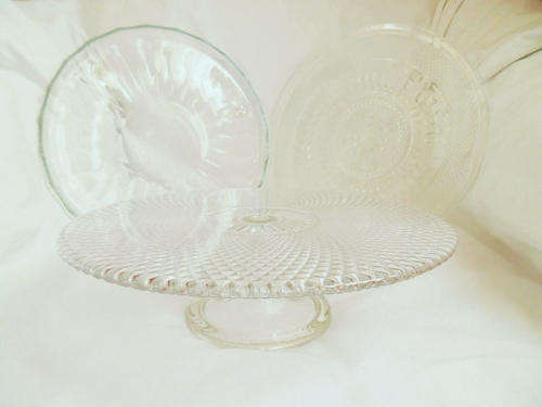 THREE BEAUTIFUL VINTAGE CAKE SERVING PLATES, PEDESTAL DIAMOND POINTS, FOOTED GREEN ITALY & CUT GLASS