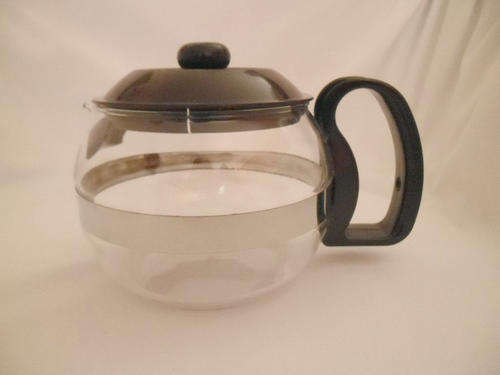 VINTAGE PYREX GLASS TEAPOT - STRAINER LID, PERFECT FOR LOOSE TEA