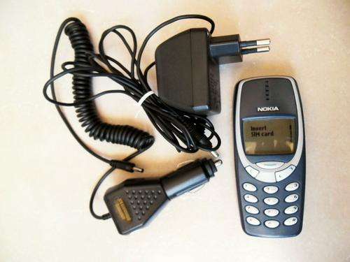 FULLY WORKING VINTAGE NOKIA 3310 INCLUDED CHARGER & CAR CHARGER, EXCELLENT CONDITION!