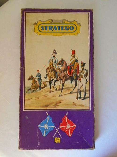 VINTAGE STRATEGO BOARD GAME